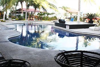 Hotel Villa Flores 瓜亚比托斯 外观 照片
