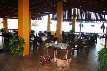 Hotel Villa Flores 瓜亚比托斯 外观 照片